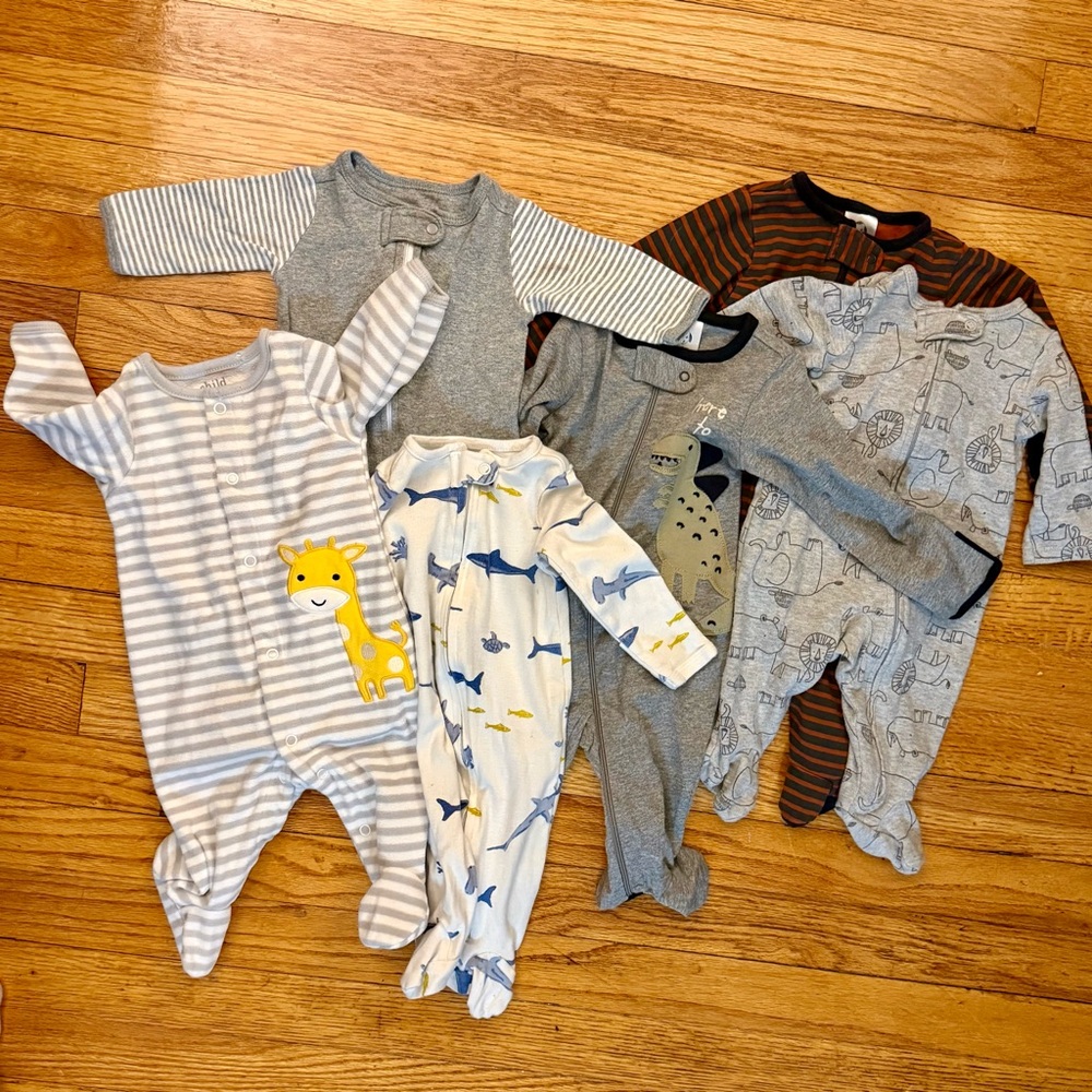 Bundle of 6 footie sleep and play 0-3m